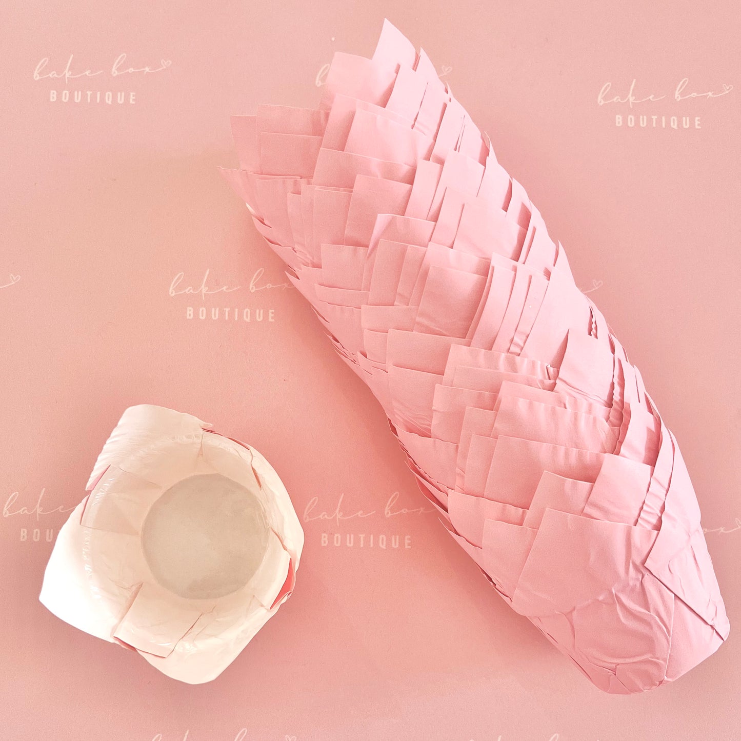 PINK OR RED TULIP CUPCAKE CASES - PACK OF 50