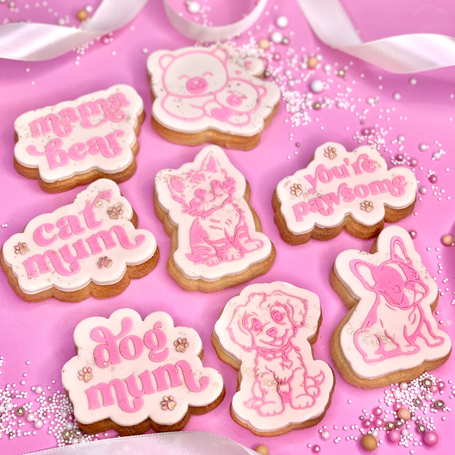 DOG MUM - RAISED EMBOSSER