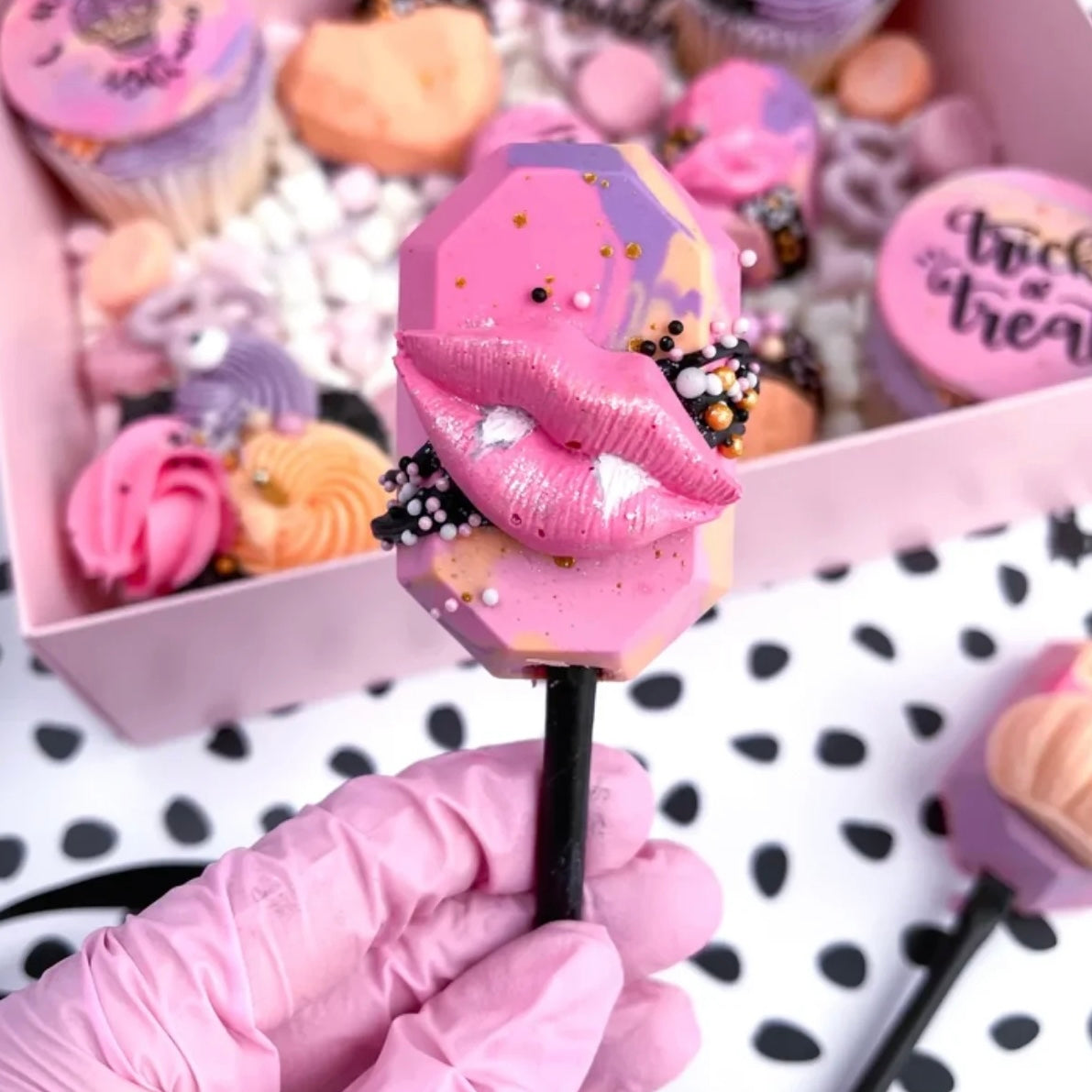 LIPS MOULD