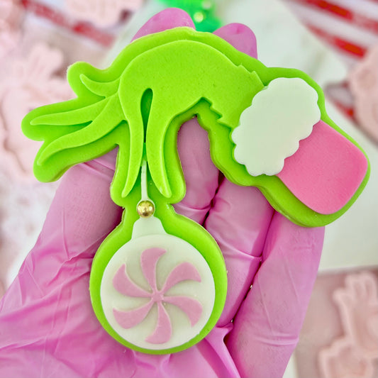GRINCH HOLDING BAUBLE - MULTI POP EMBOSSER AND CUTTER