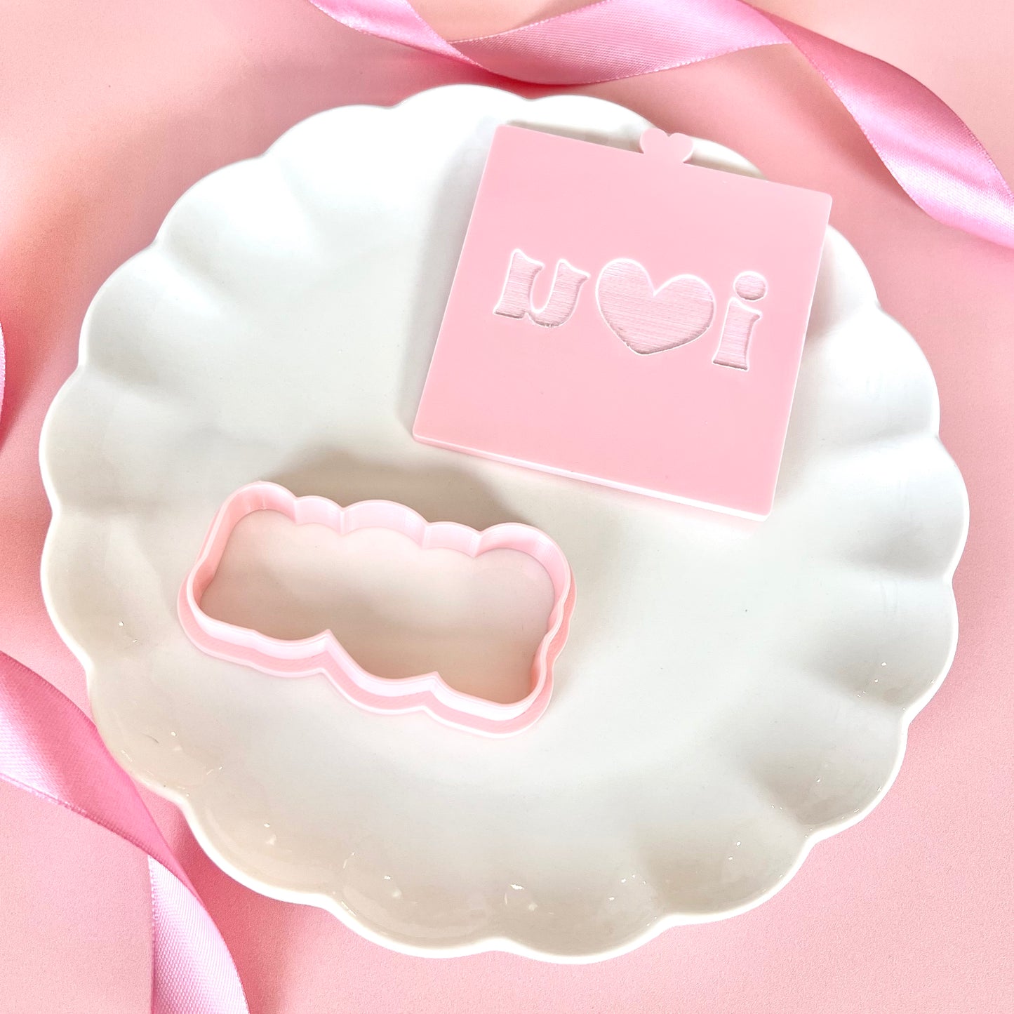I LOVE U HEART - RAISED EMBOSSER