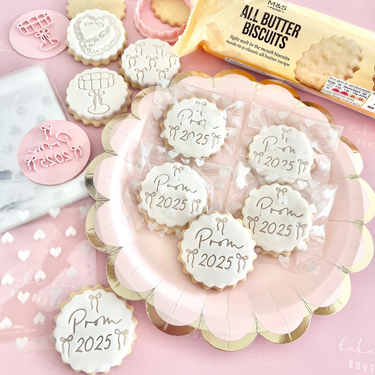 SMALL CLEAR BAGS - PERFECT FOR M&S BISCUITS