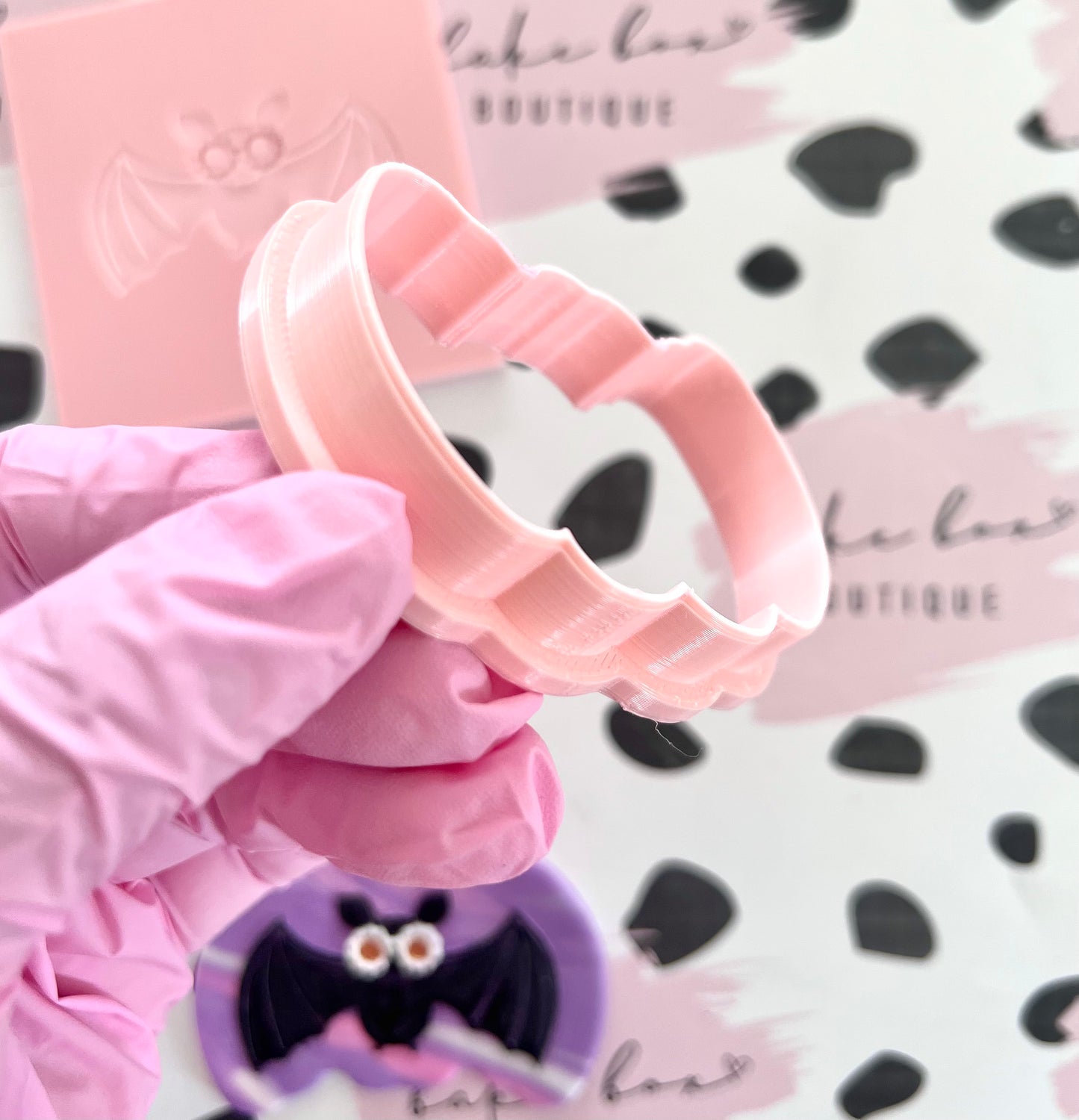 HIPPY BAT - RAISED EMBOSSER