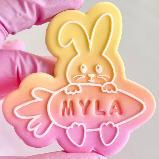 BUNNY WITH CARROT - RAISED EMBOSSER