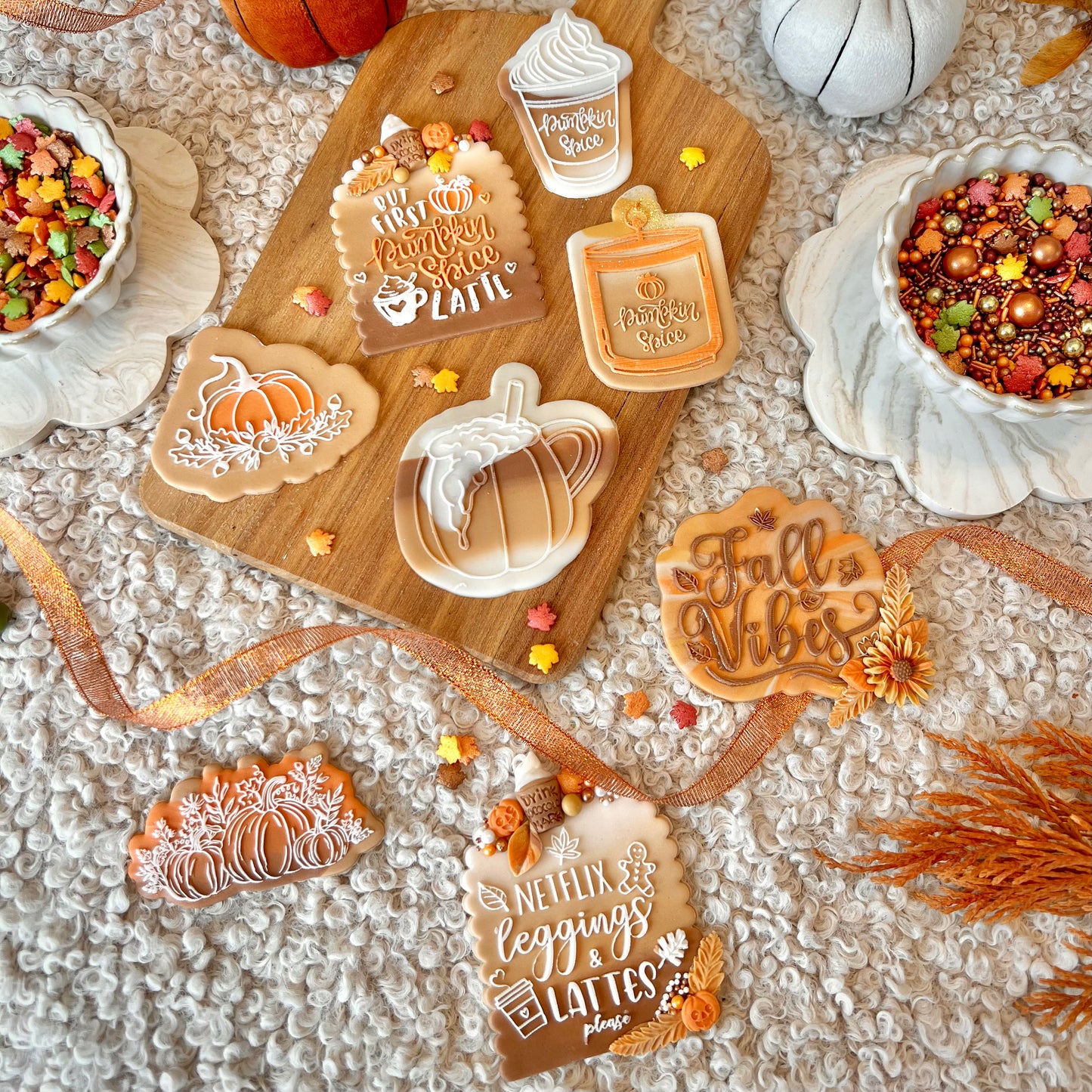 PUMPKIN CUP - RAISED EMBOSSER