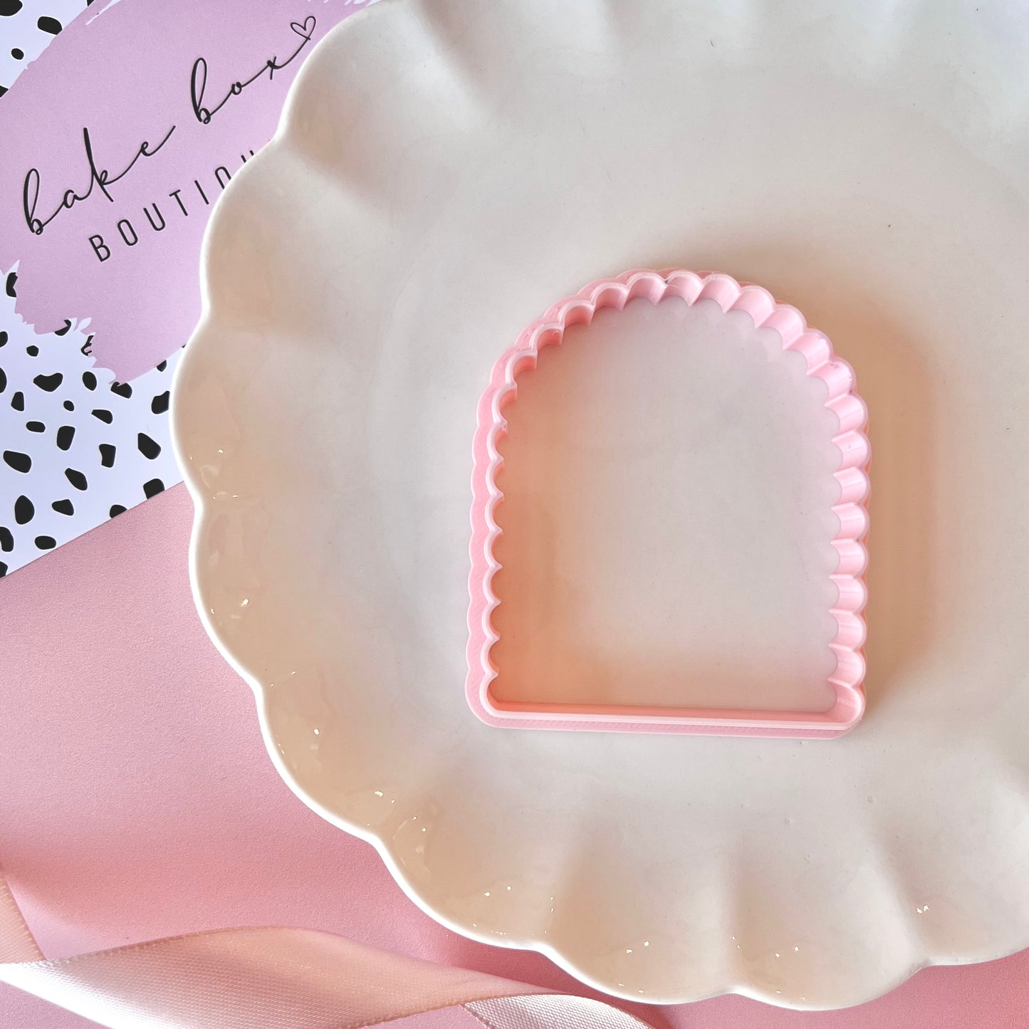 SCALLOP ARCH COOKIE CUTTER