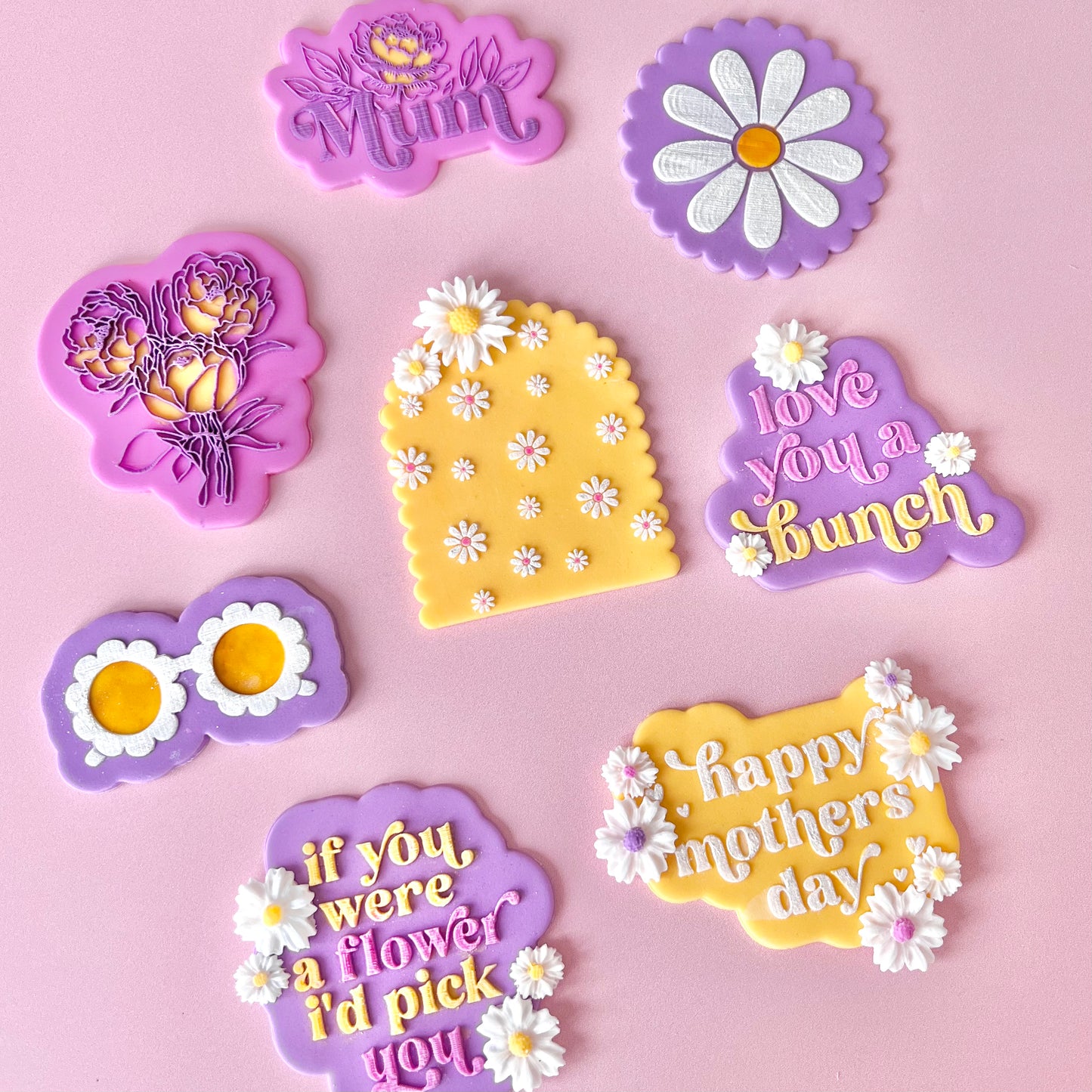 MUM - RAISED EMBOSSER