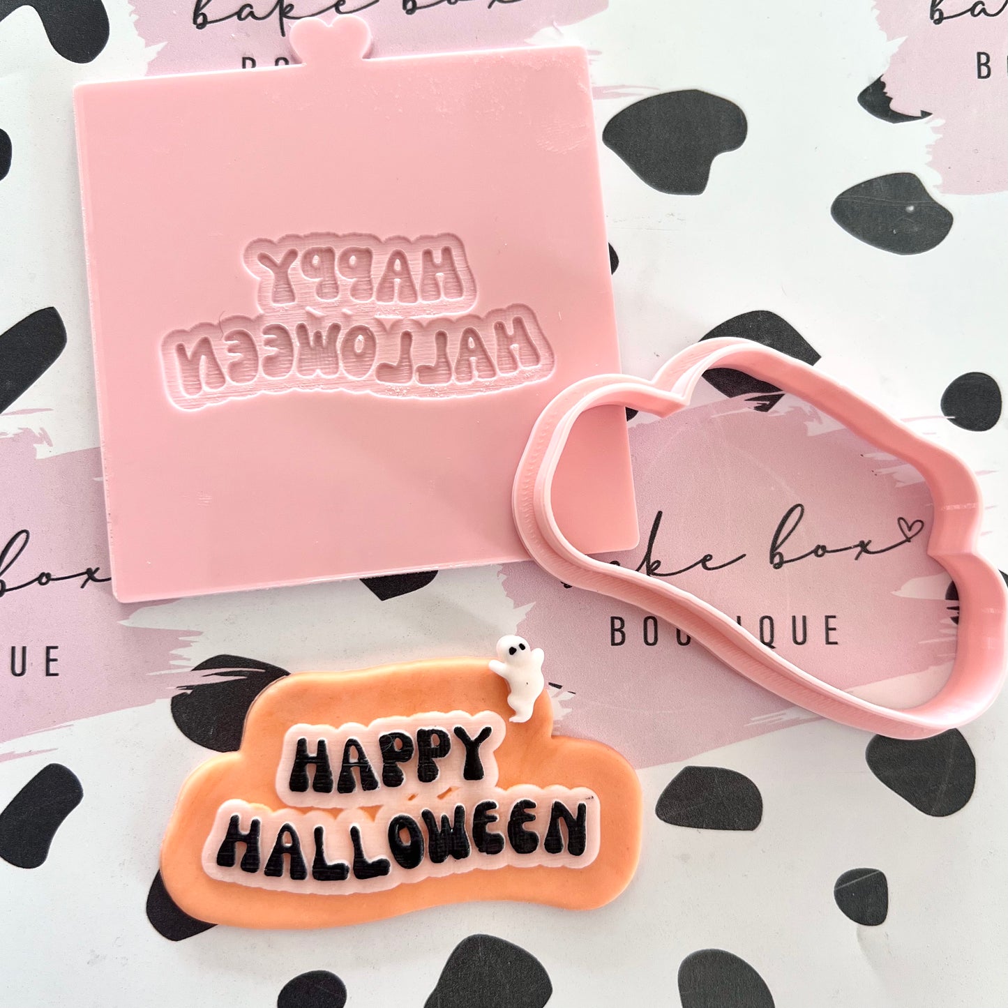 HAPPY HALLOWEEN - RAISED EMBOSSER