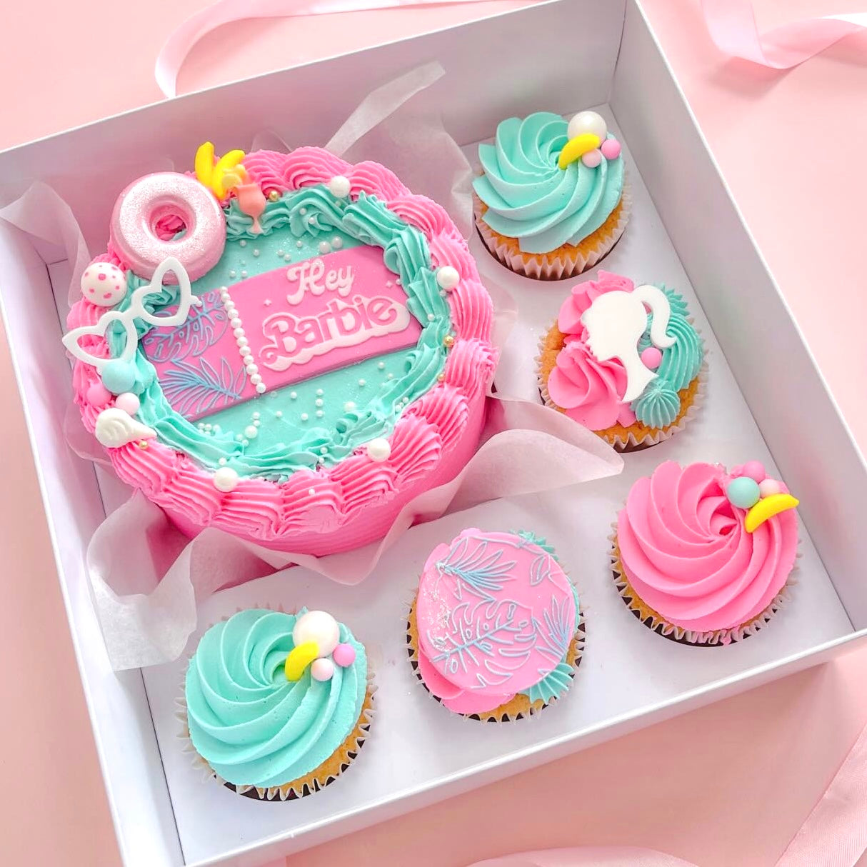 HEART SUNGLASSES - CHARM TOPPER