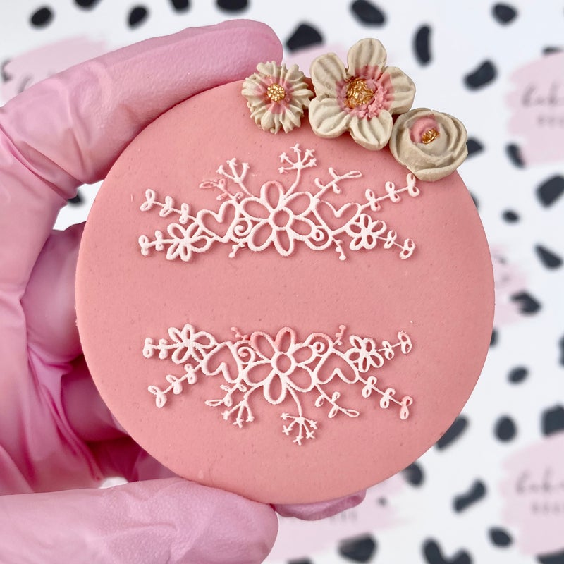 FLORAL BORDER - RAISED EMBOSSER
