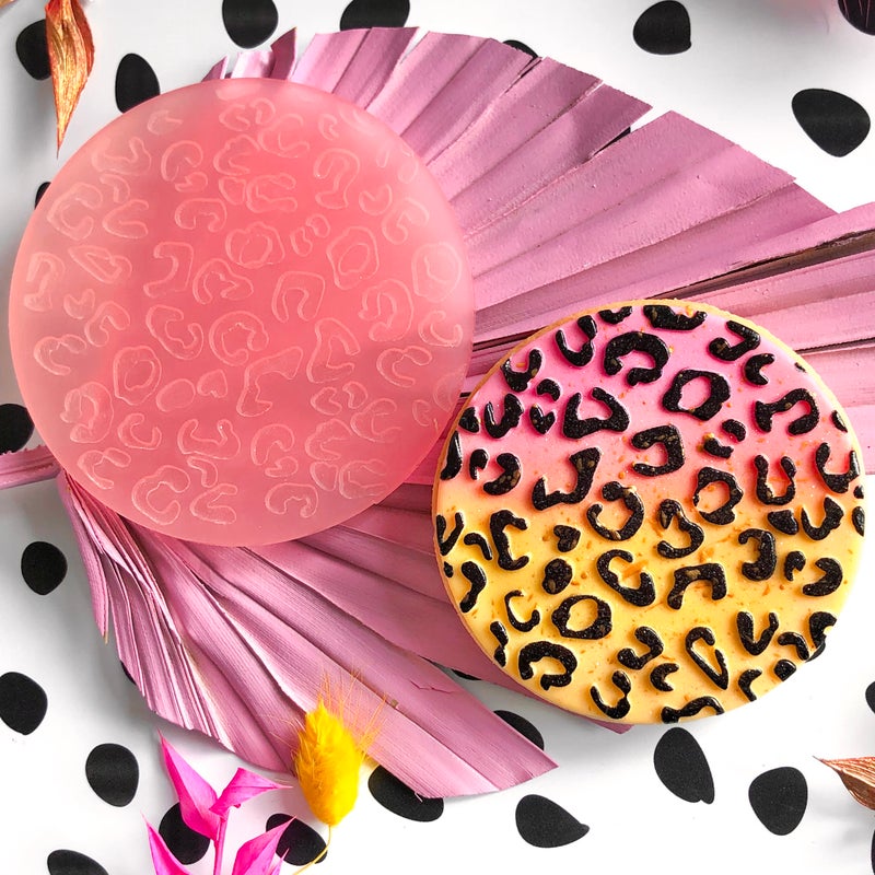 LEOPARD PRINT - RAISED EMBOSSER