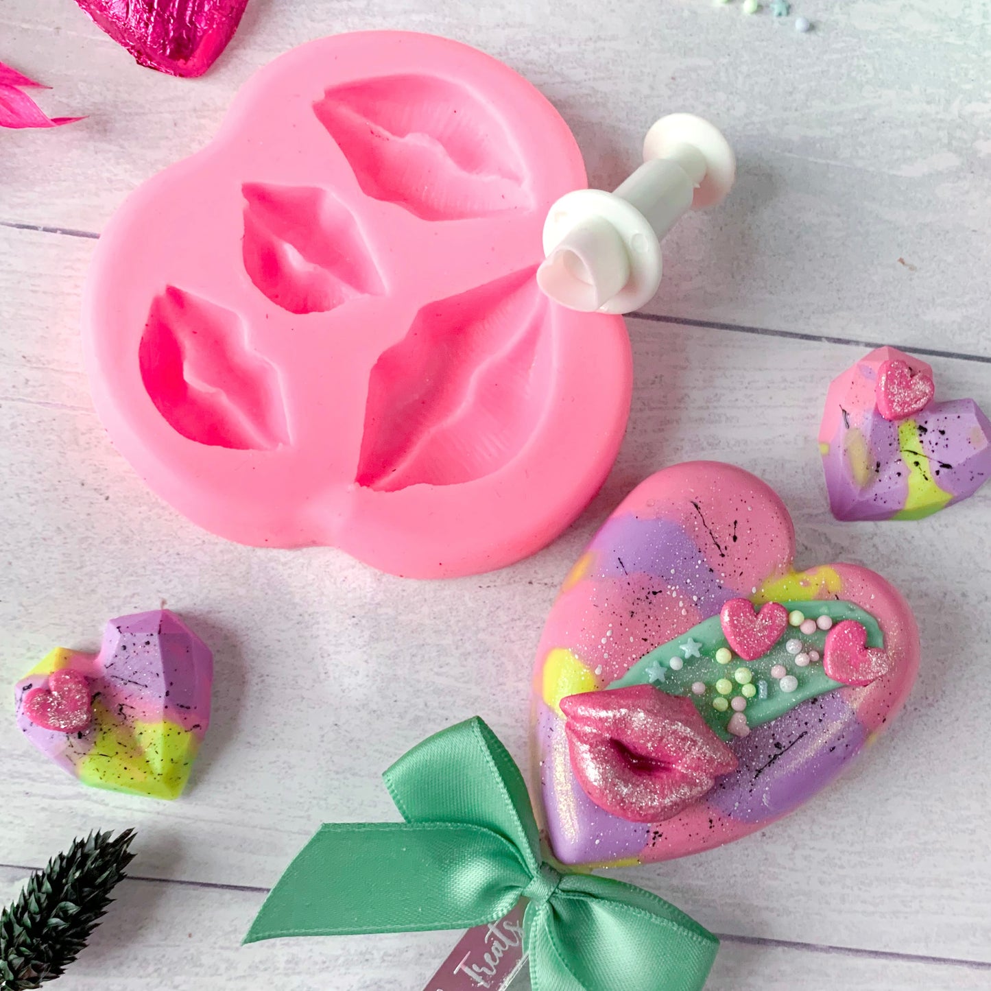 LIPS MOULD