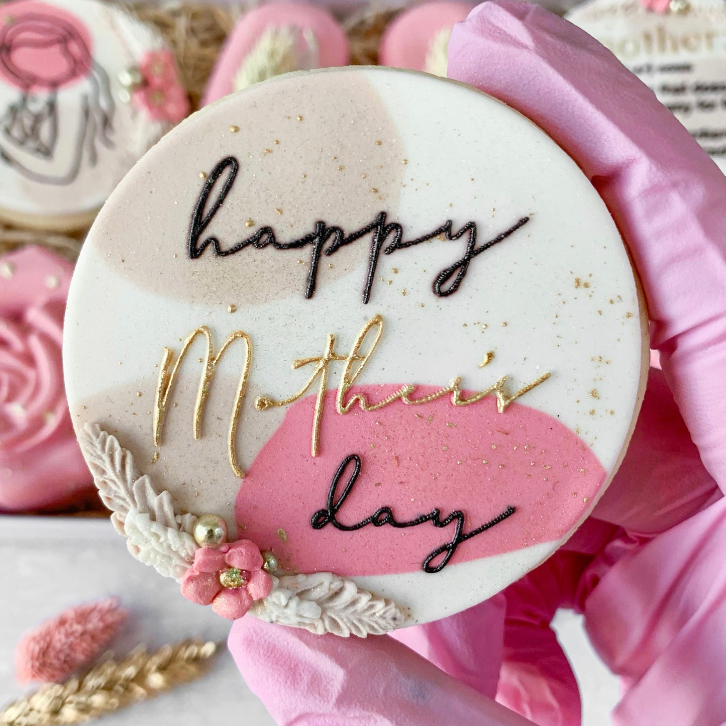 HAPPY MOTHERS DAY ELEGANT - RAISED EMBOSSER