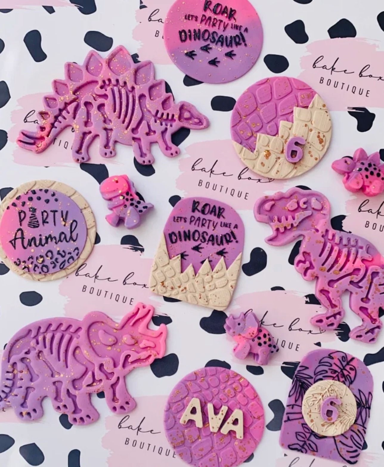 MINI DINOSAUR MOULD