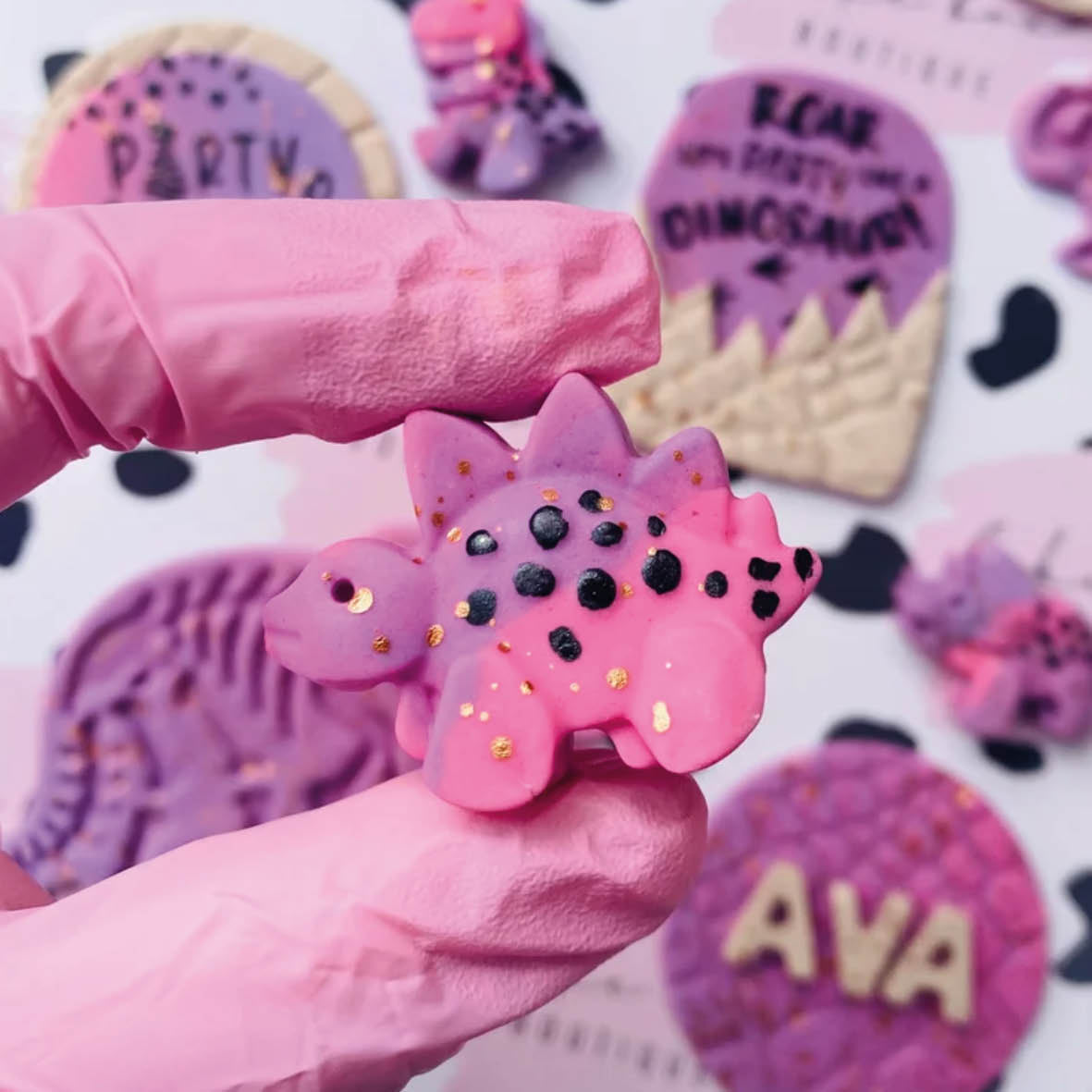 MINI DINOSAUR MOULD