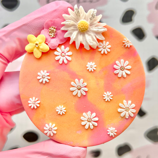 DAISY PATTERN - RAISED EMBOSSER