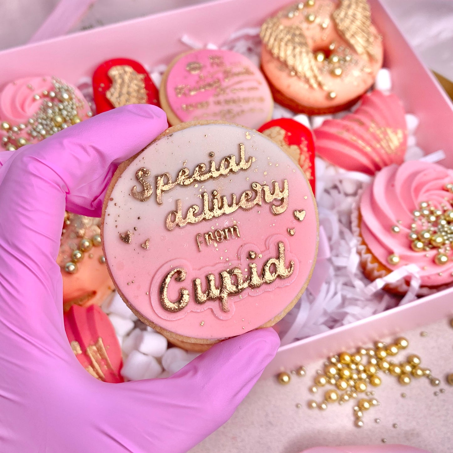 SPECIAL DELIVERY FROM CUPID - DOUBLE POP - RAISED EMBOSSER