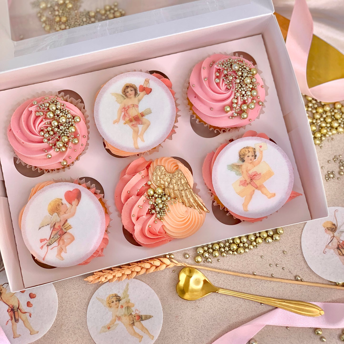 EDIBLE TOPPERS - CUPID