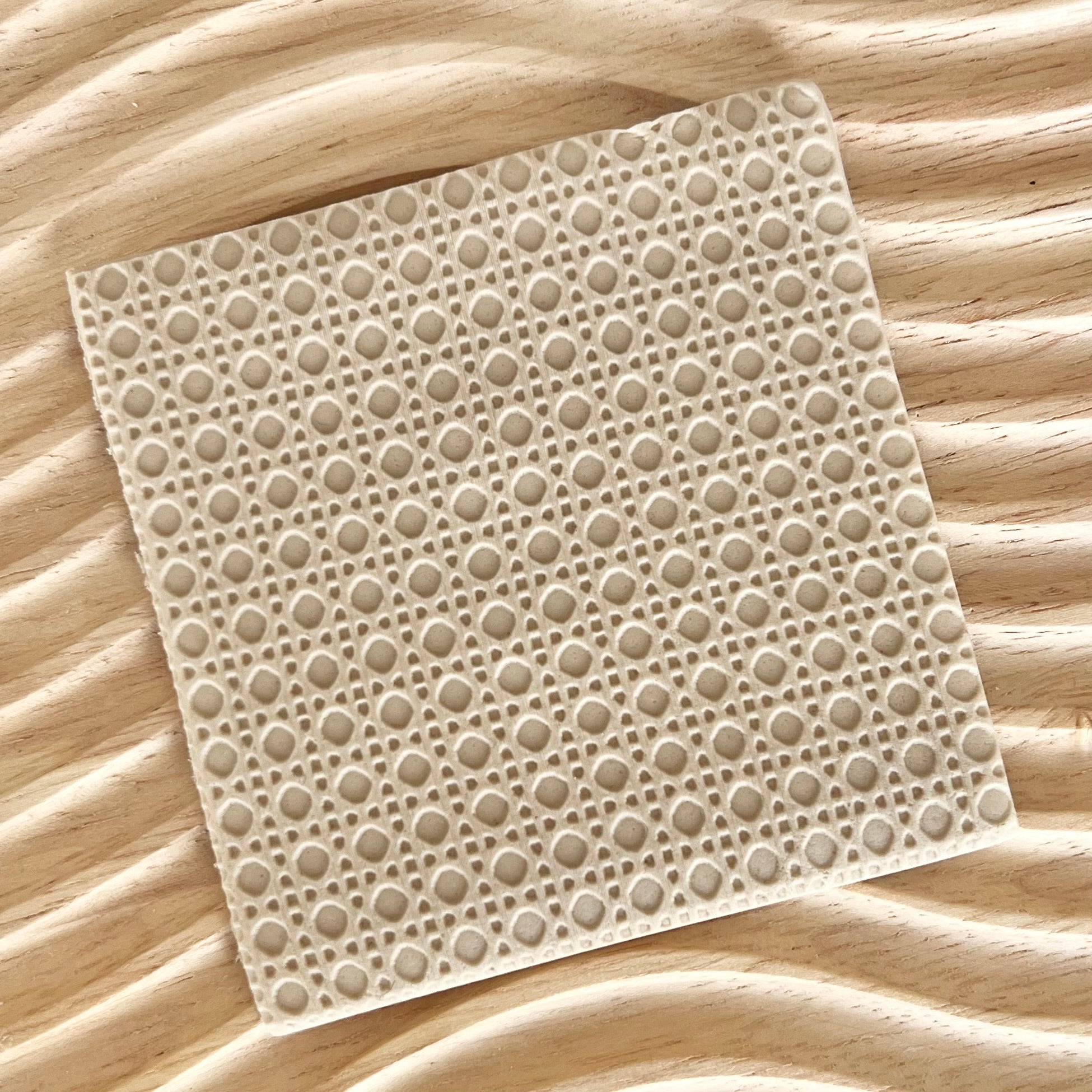 Embosser Pattern RATTAN PATTERN - RAISED EMBOSSER – Bake Box Boutique