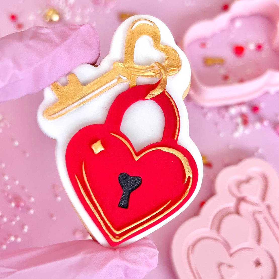 LOCK AND KEY - MULTI POP EMBOSSER AND CUTTER – Bake Box Boutique