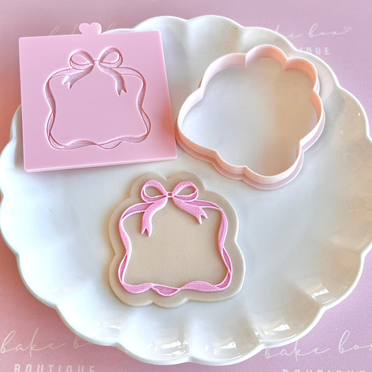 RIBBON BOW FRAME - RAISED EMBOSSER