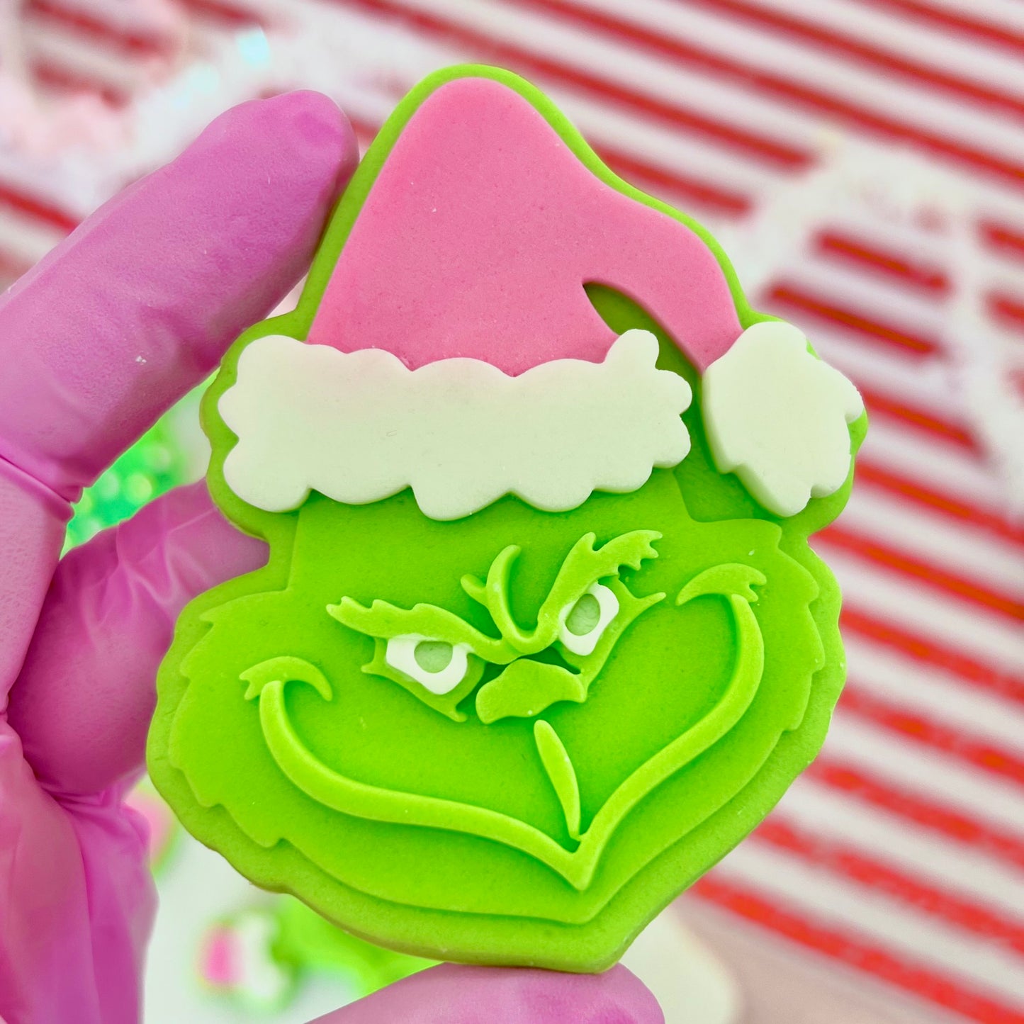 GRINCH FACE - MULTI POP EMBOSSER AND CUTTER