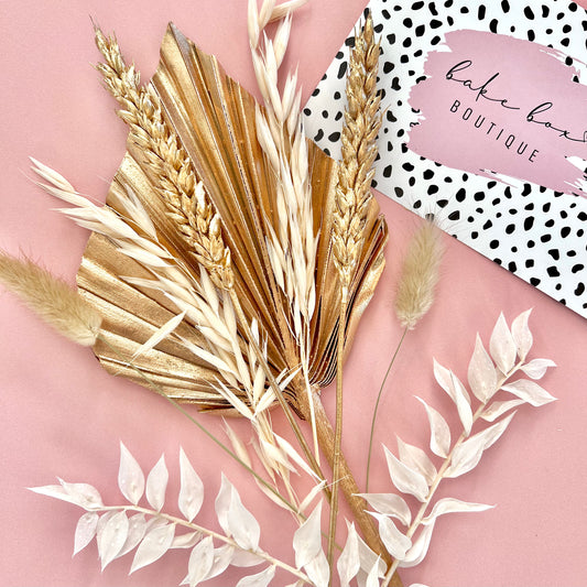 DRIED FLOWERS WITH PALM SPEAR - GOLD