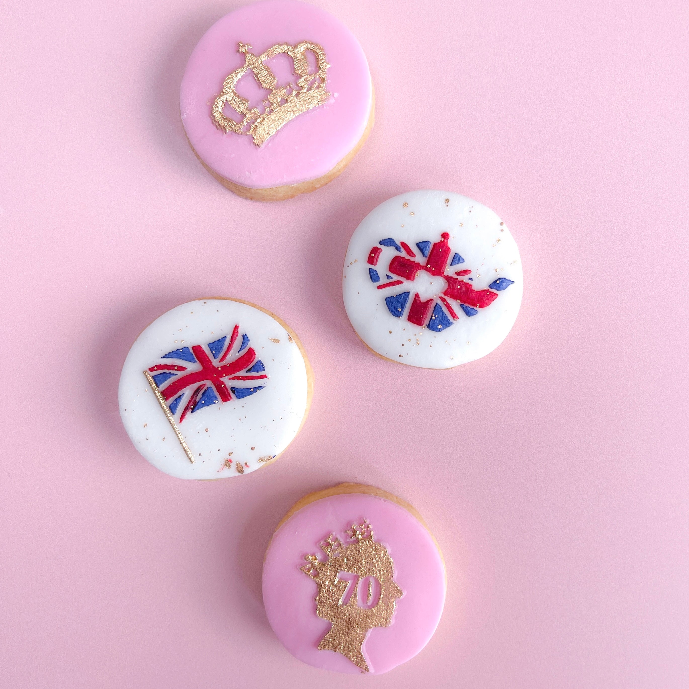 4IN1 QUEENS JUBILEE RAISED EMBOSSER Bake Box Boutique